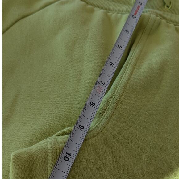 Lululemon W6BW6S Scuba High-Rise Cropped Cotton Jogger Pants in Wasabi, size 6 - Picture 9 of 10